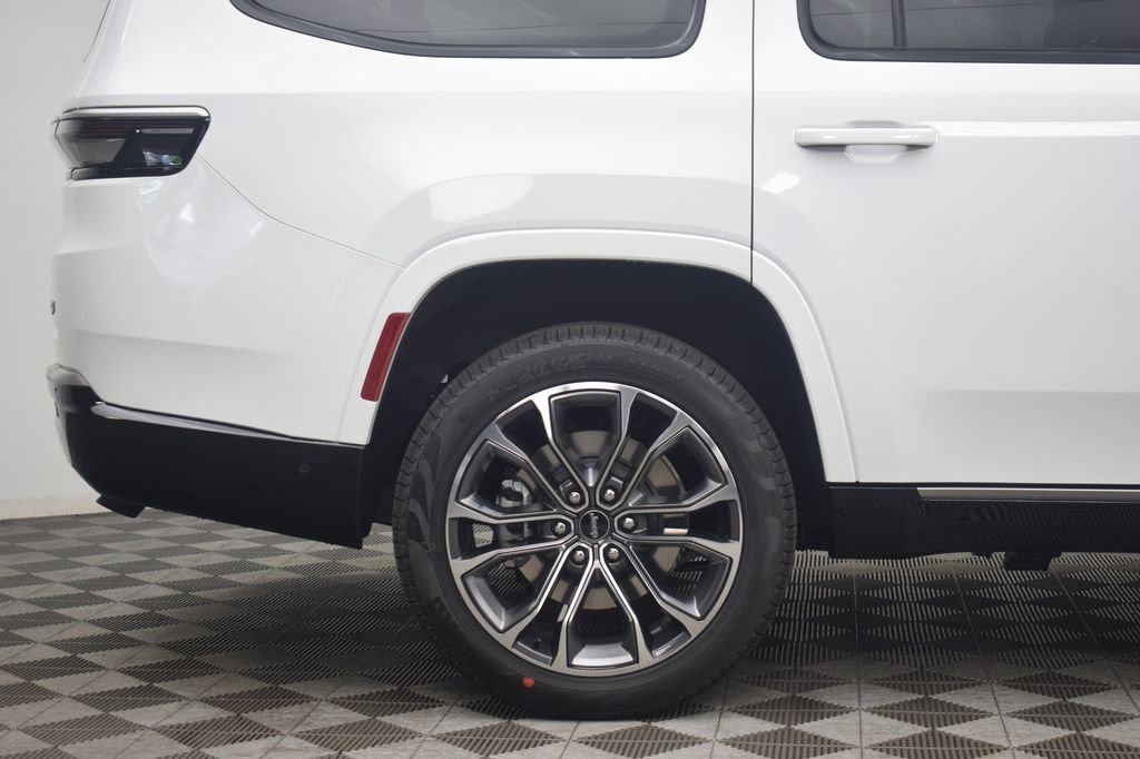 New 2026 Bright White Clearcoat Jeep Summit Reserve image 10