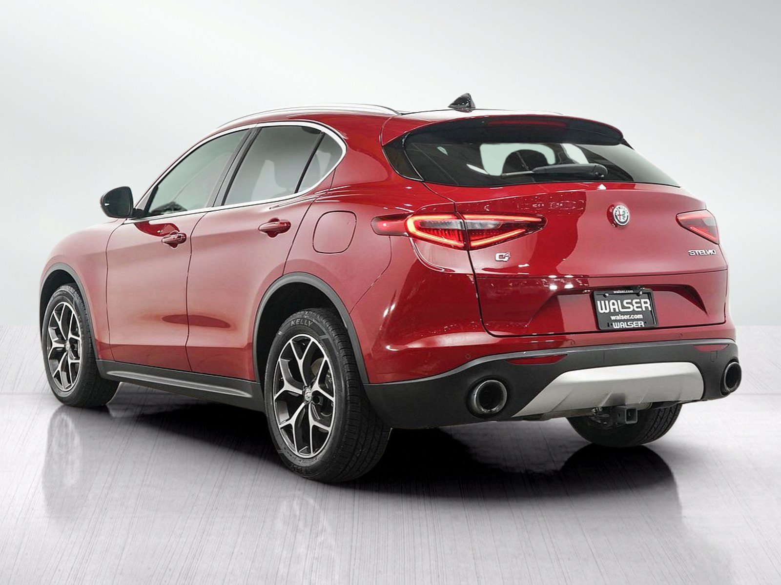 Used 2019 Alfa Rosso Alfa Romeo Ti image 3