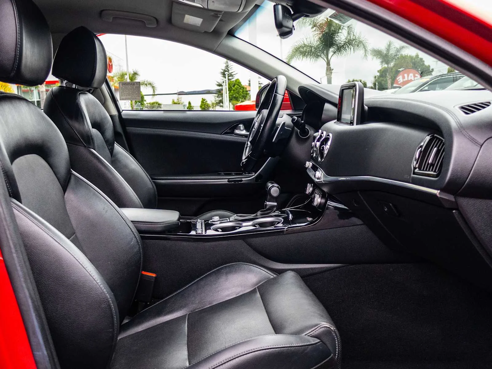 Used 2019 Red Kia Base image 27