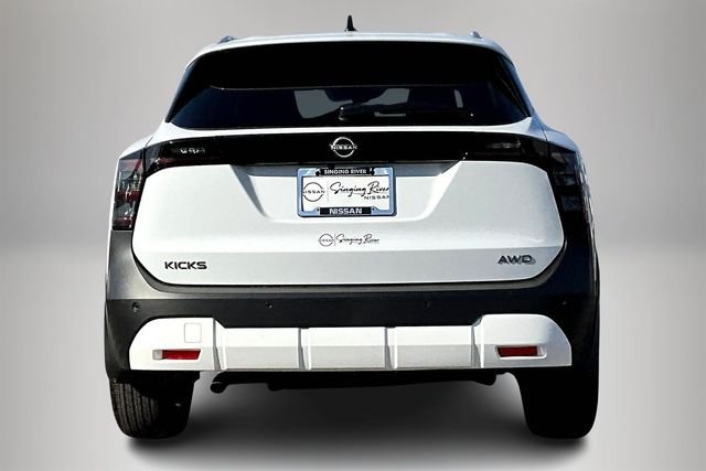 New 2026 Nissan Kicks SV