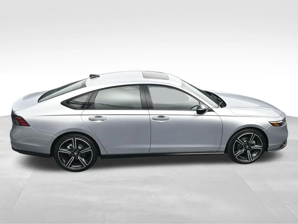 New 2026 Solar Silver Metallic Honda SE image 20