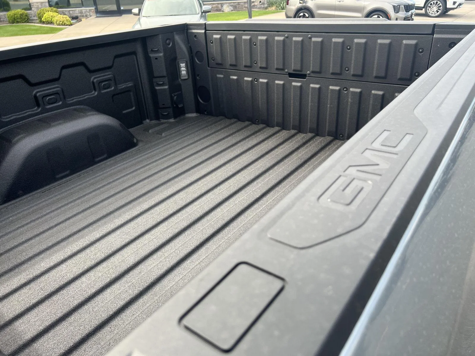 2026 GMC Sierra 1500 AT4X - Photo 14