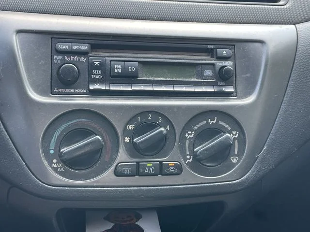 Used 2004 Red Mitsubishi Ralliart image 17
