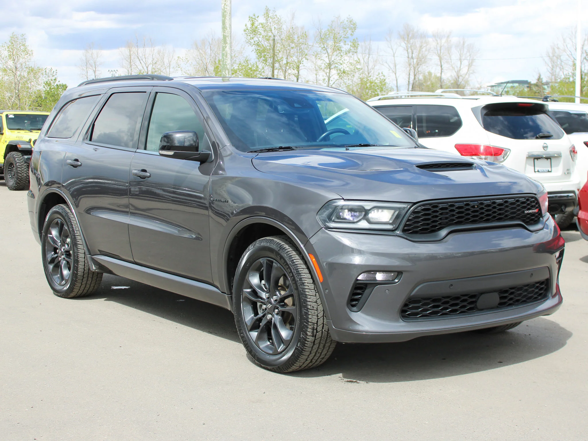 Certified Used 2023 Grey Dodge R/T * No Accidents | HEMI V8 | Nappa Heated/Vented Leather | Adaptive Cruise | Apple CarPlay image 9