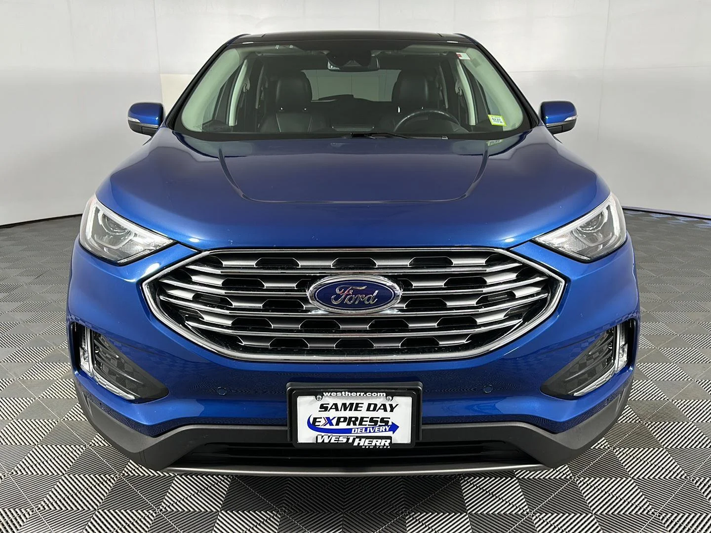 Used 2022 Atlas Blue Ford Titanium image 2