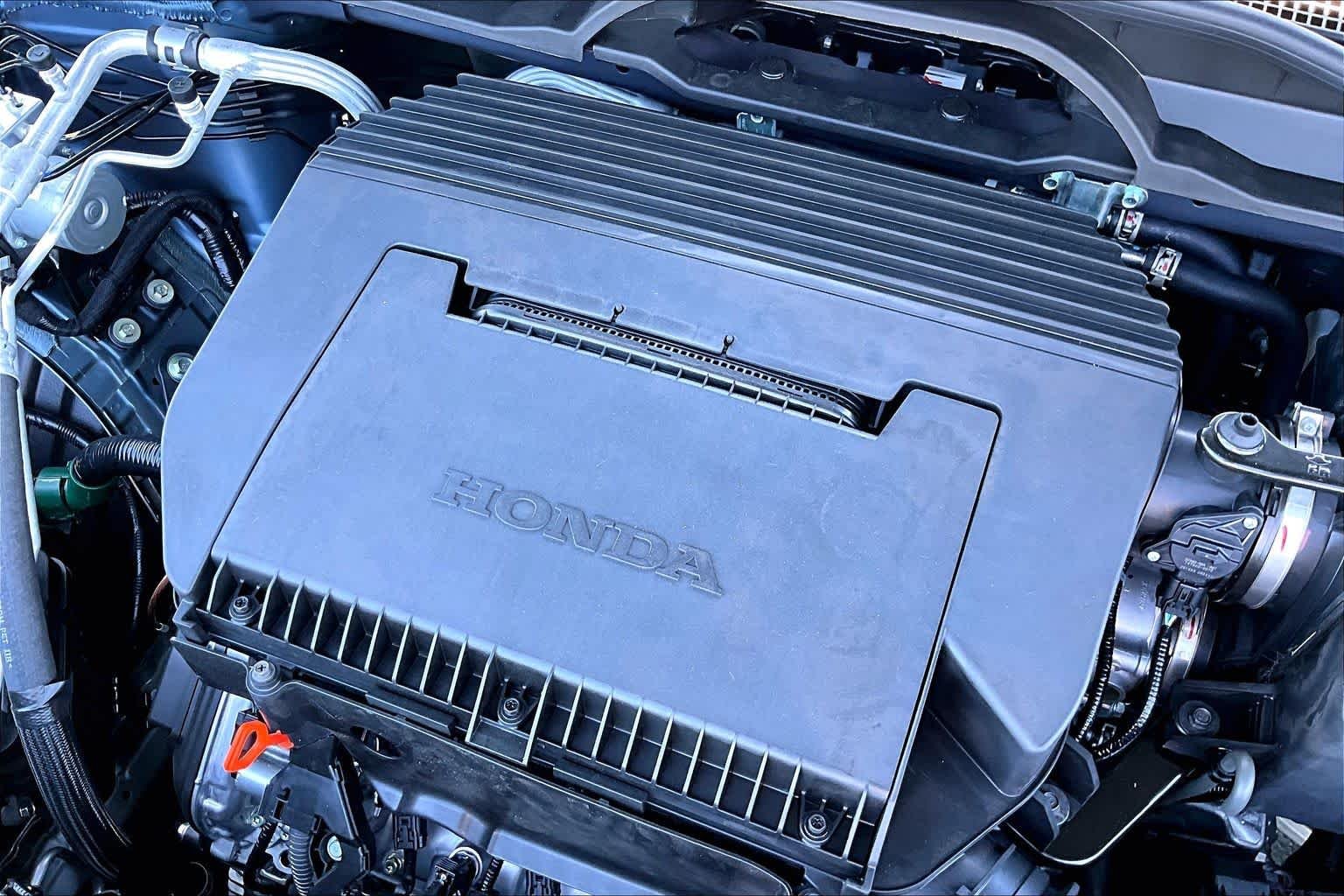 New 2026 Smoke Blue Pearl Honda Touring S image 17