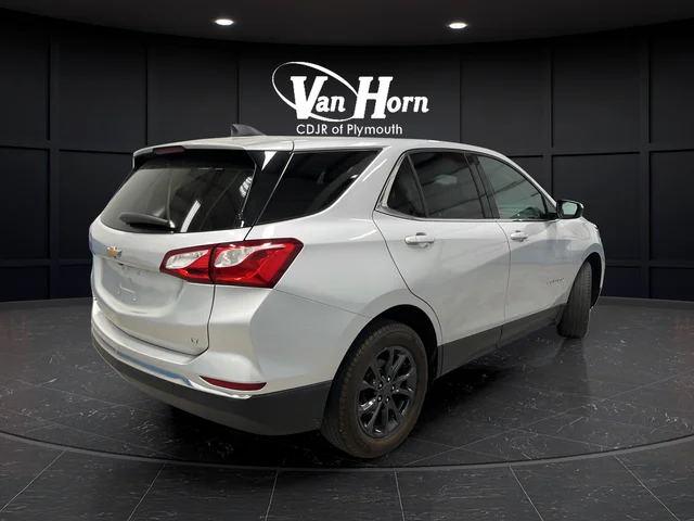 Used 2020 Silver Ice Metallic Chevrolet LT image 7