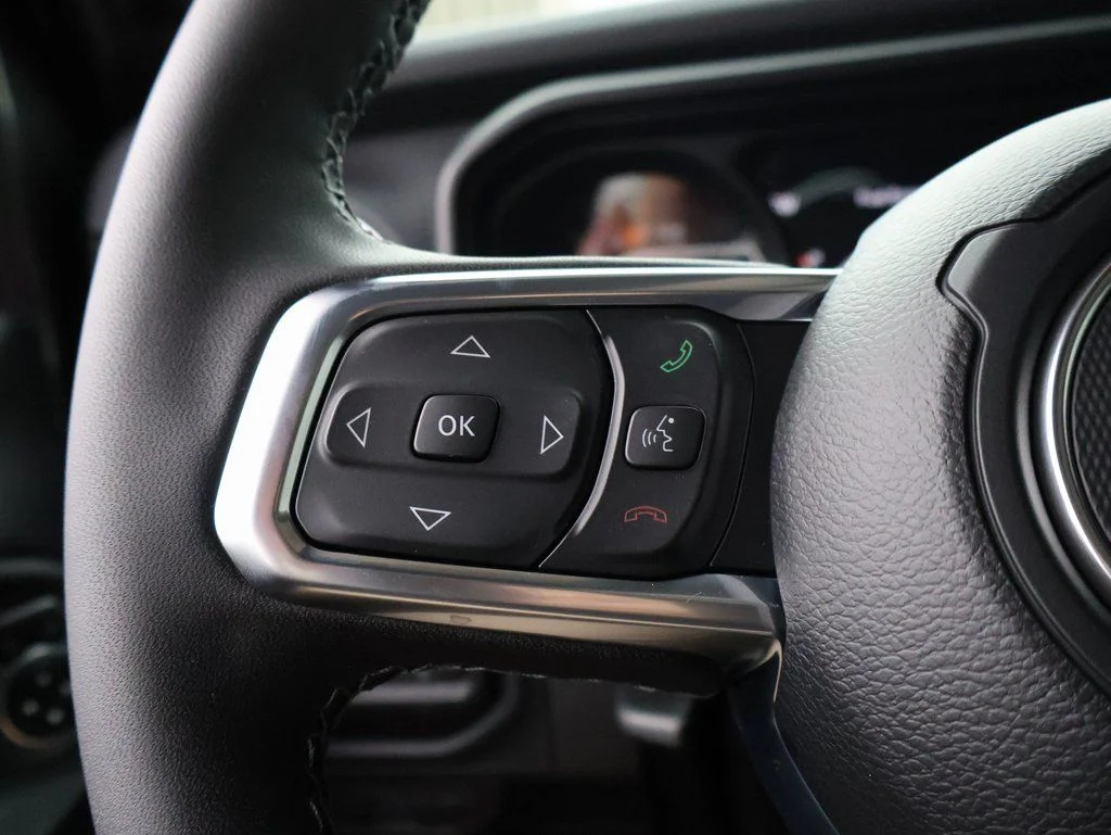 2026 Jeep Wrangler 4-Door Sahara - Photo 25