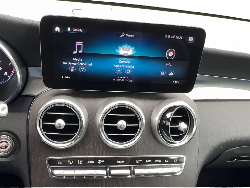 Used 2022 Black Mercedes-Benz GLC 300 image 43