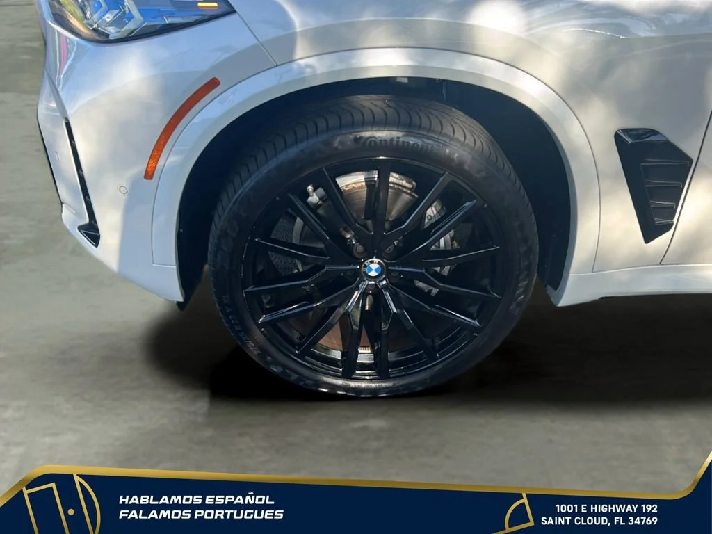 Used 2025 White BMW sDrive40i image 39