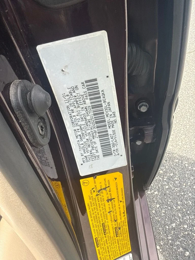 Used 2002 Red Lexus 300 image 30