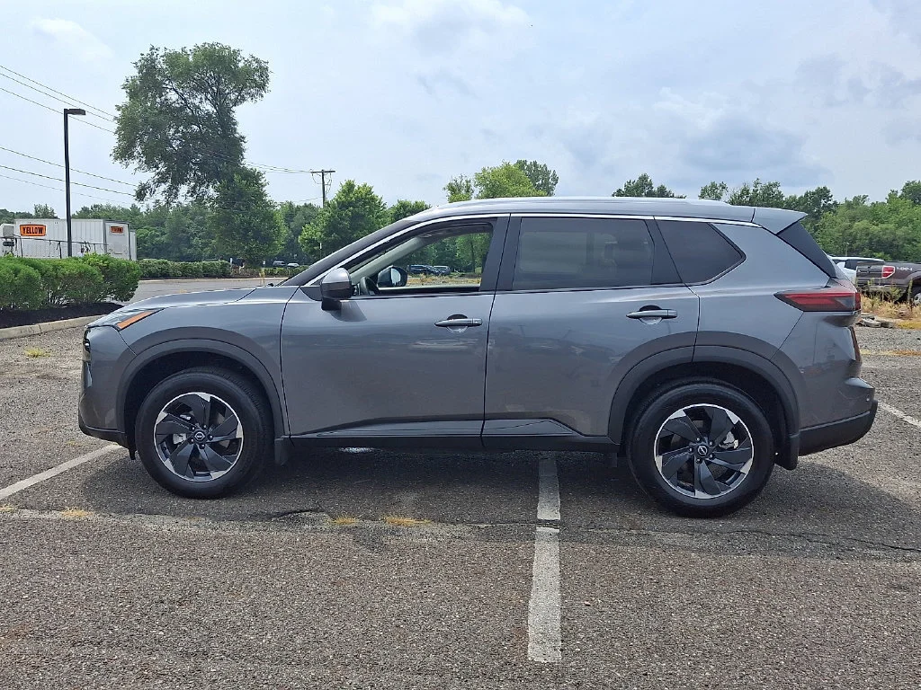 Used 2026 Gray Nissan SV image 7