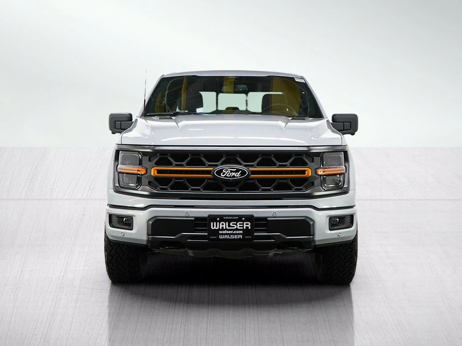Used 2025 Space White Metallic Ford Tremor image 8