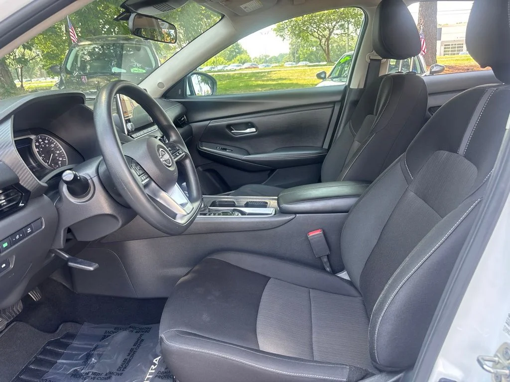 Used 2025 White Nissan SV image 21