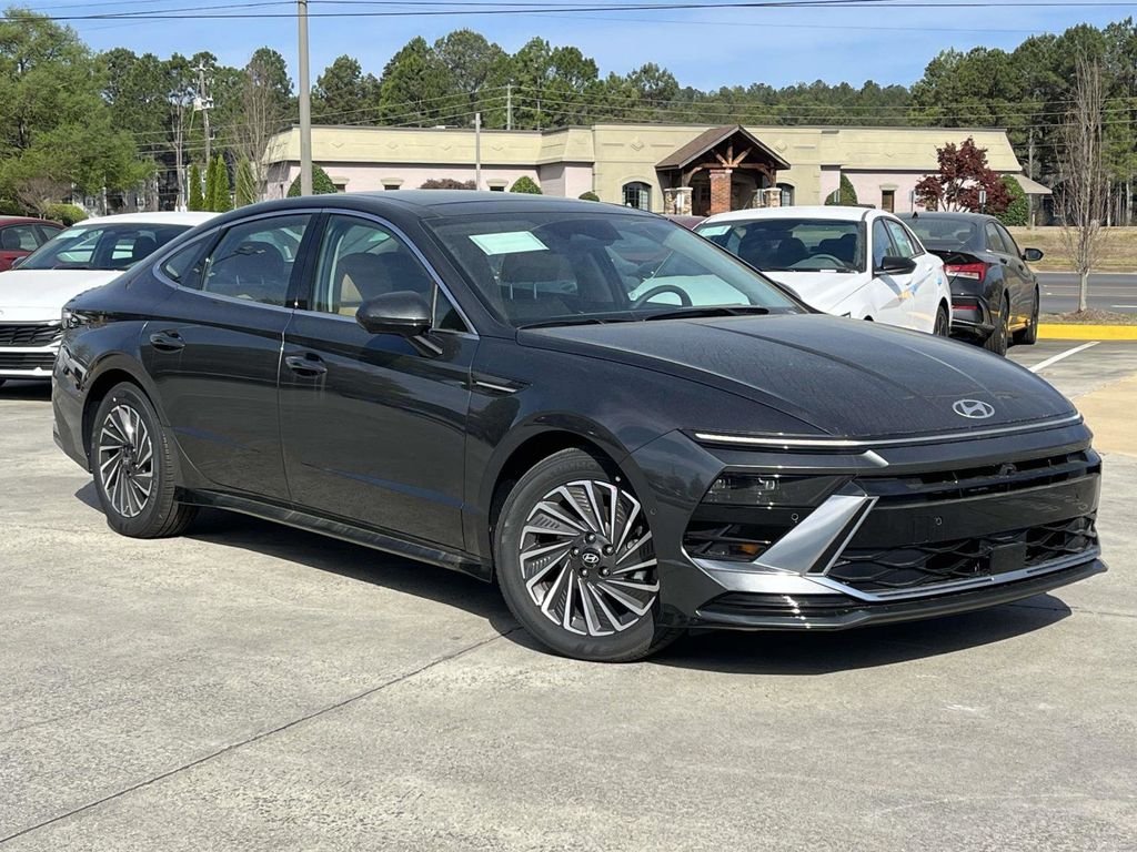 Gray 2026 Hyundai Sonata Hybrid Limited FWD Sedan Front-Wheel Drive