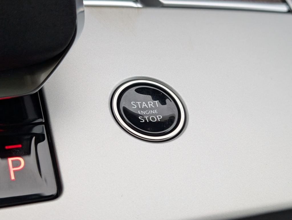 2026 Land Rover Range Rover SE - Photo 18