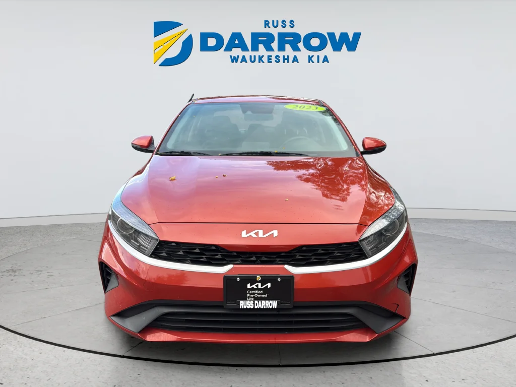 Used 2023 Red Kia LXS image 8