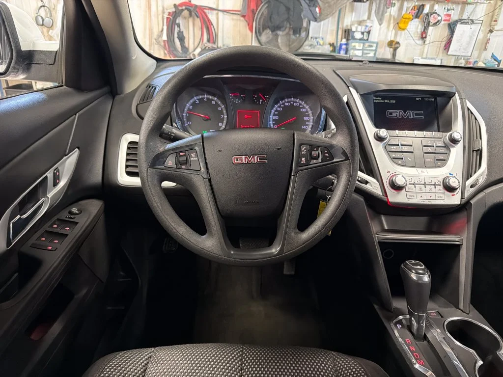 Used 2017 White GMC SLE-1 image 16