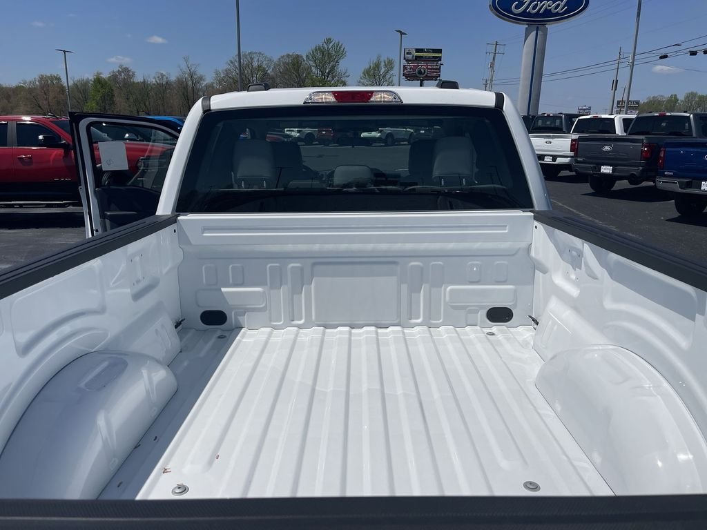 Used 2024 White Ford XL image 23