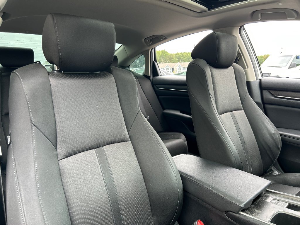 Used 2019 Silver Honda EX image 27