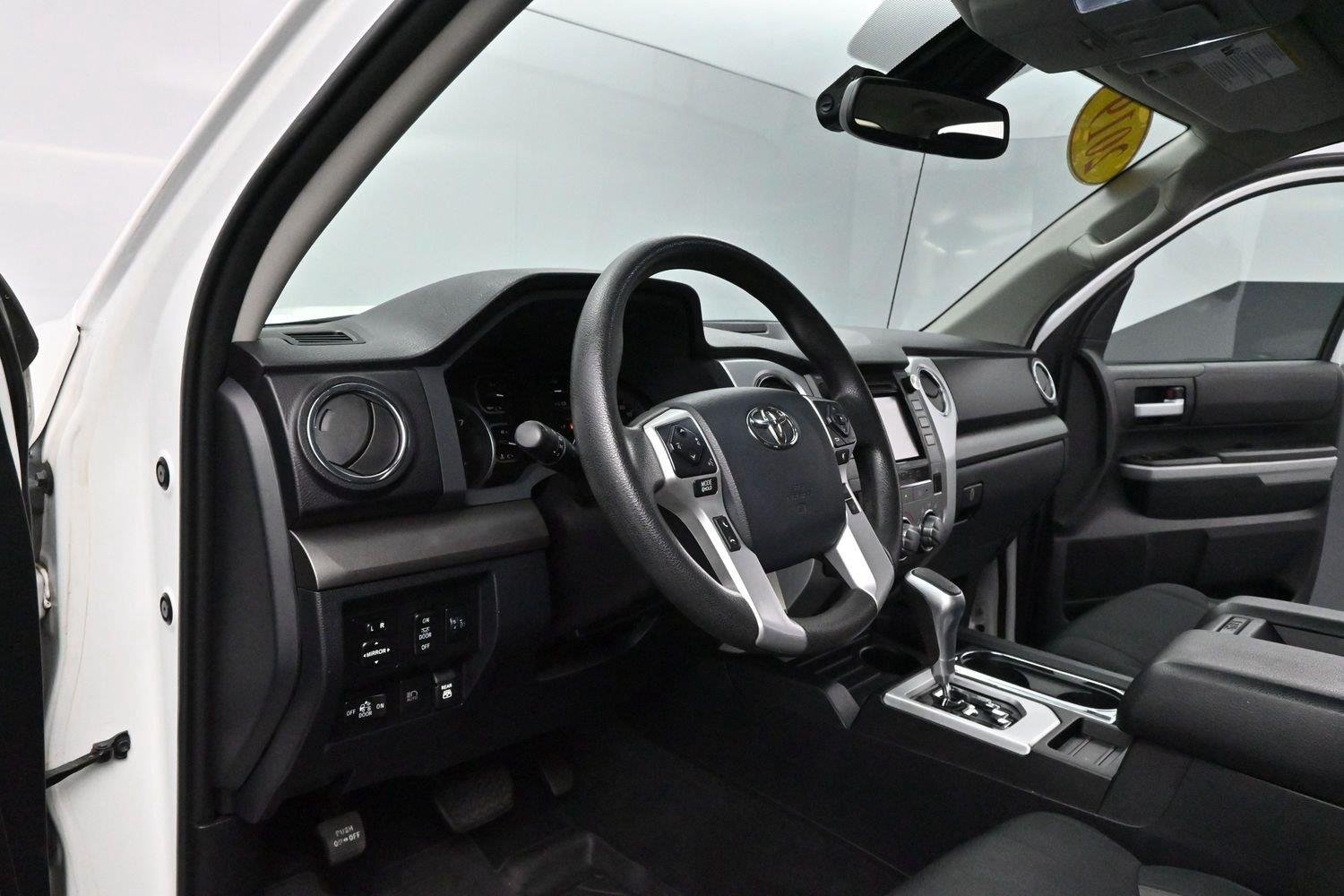 Used 2019 Super White Toyota SR5 image 12