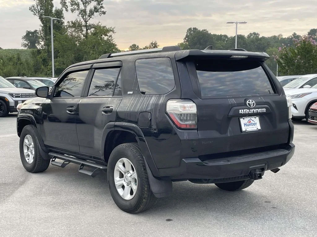 Used 2023 Midnight Black Metallic Toyota SR5 image 25