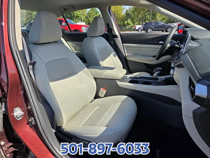 Used 2025 Garnet Pearl NISSAN SV FWD image 15