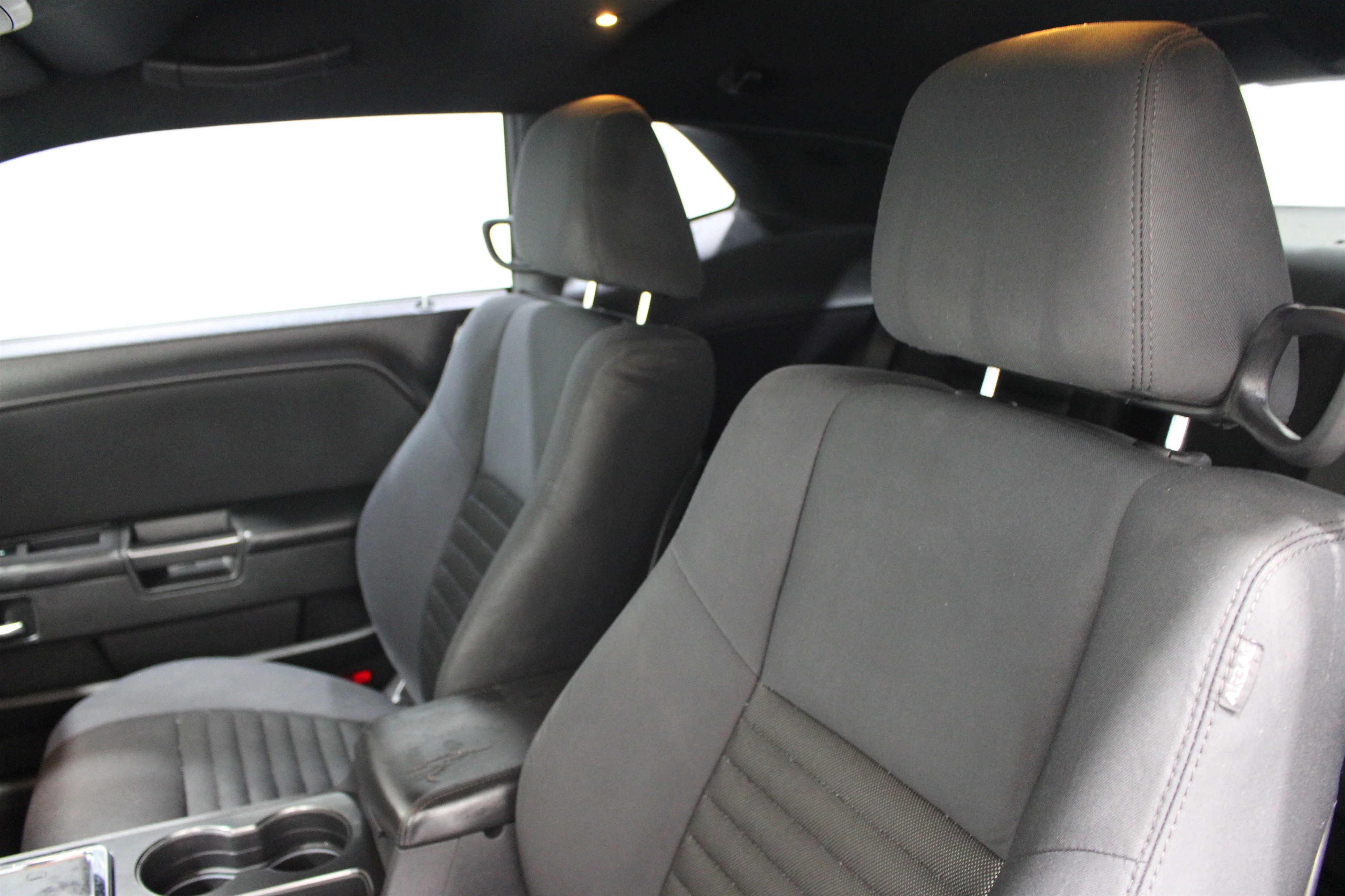 2014 Dodge Challenger SXT - Photo 4