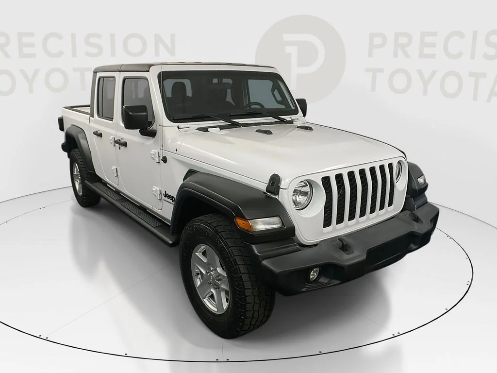 2020 Jeep Gladiator Sport S's photo