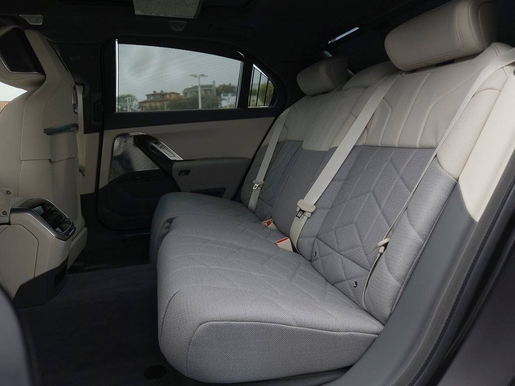 New 2026 Frozen Deep Grey Metallic BMW 760i xDrive image 8