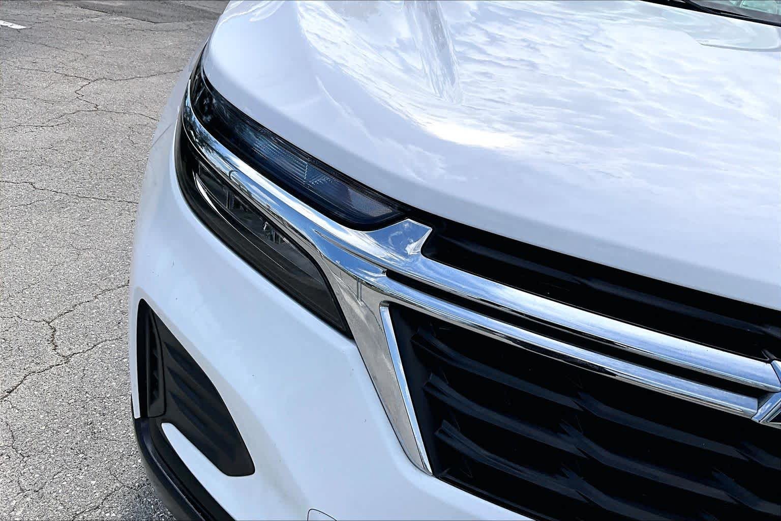 Used 2024 Summit White Chevrolet LS image 28