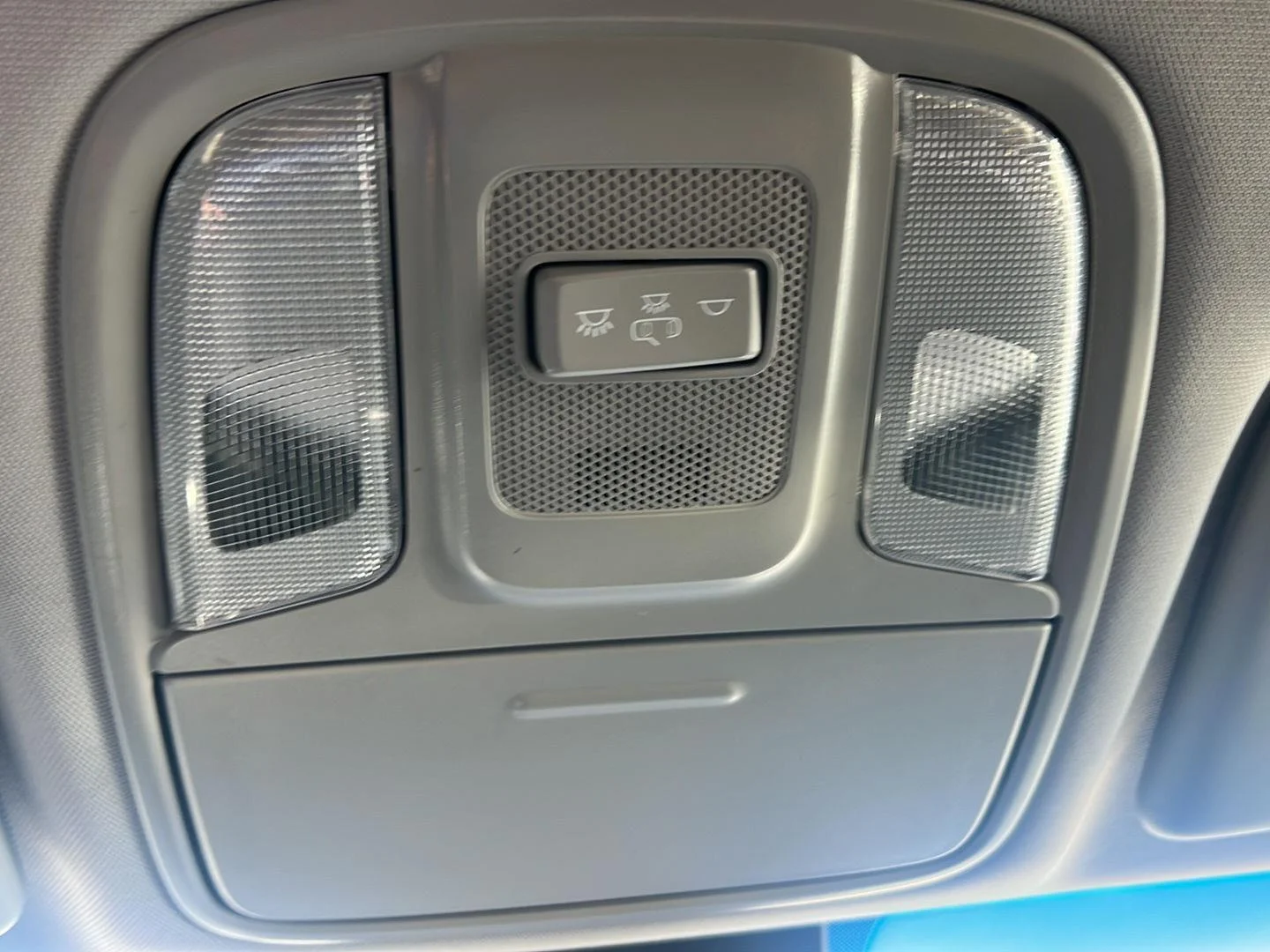 Used 2021 Steel Gray Kia LX image 15