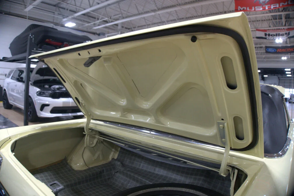 Used 1966 Yellow Ford  image 63
