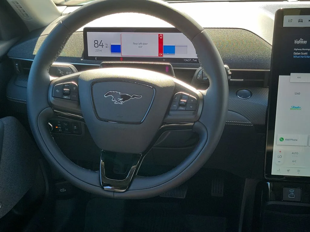 Certified Used 2024 Vapor Blue Metallic Ford Premium image 23