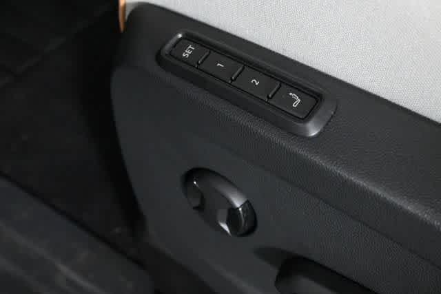 2025 Volkswagen ID. Buzz 1st Edition - Photo 23