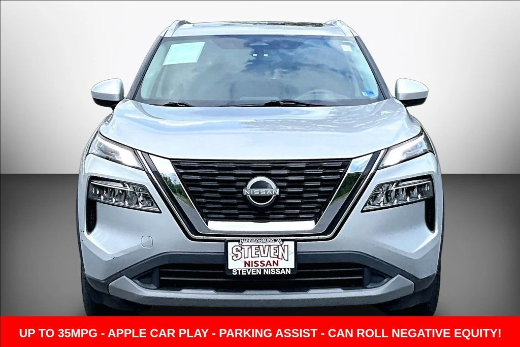 Used 2023 Silver Nissan SV image 2