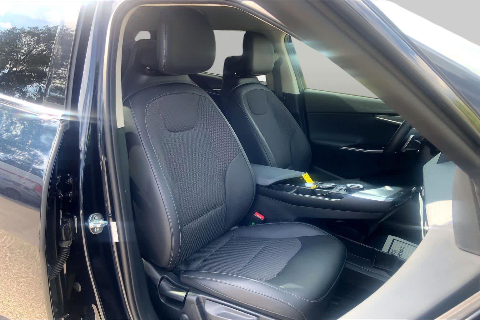 Certified Used 2024 Gravity Blue Kia Light Long Range image 8