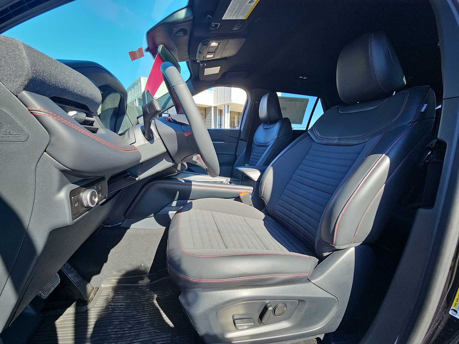 New 2026 Agate Black Metallic Ford ST-Line image 12