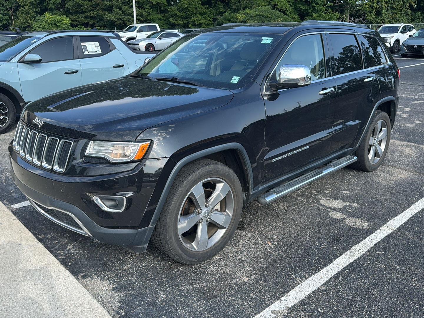 Used 2015 Brilliant Black Crystal Pearlcoat Jeep Limited image 3
