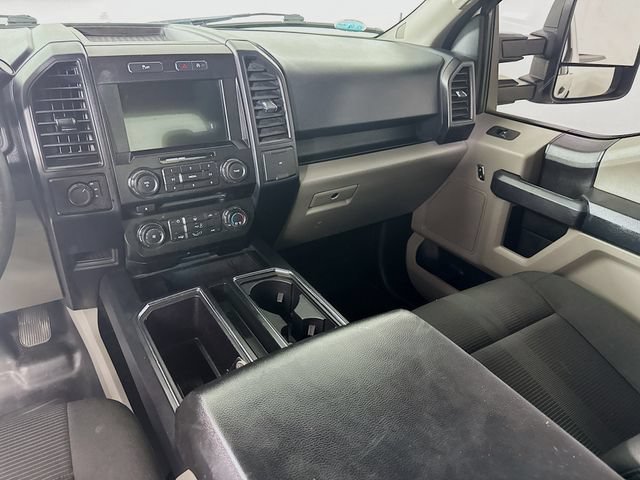 Used 2017 White Ford XL image 21