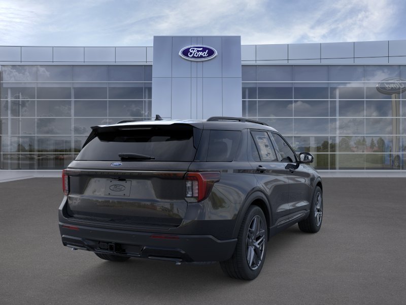 New 2026 Agate Black Metallic Ford ST-Line image 9