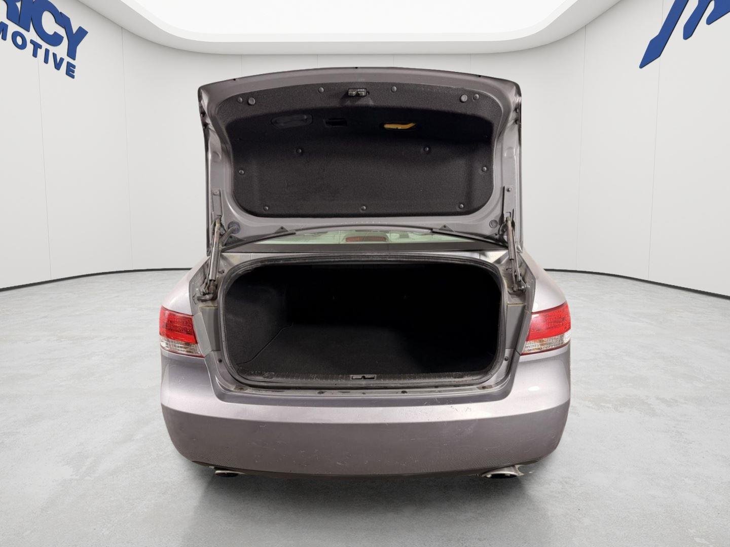 Used 2007 Golden Beige Hyundai SE image 5