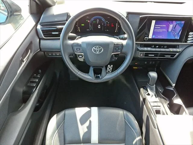Certified Used 2025 RESERVOIR BLUE Toyota  image 15