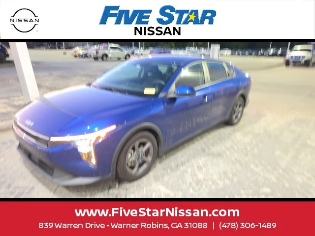 Used 2025 Blue Kia LXS image 1
