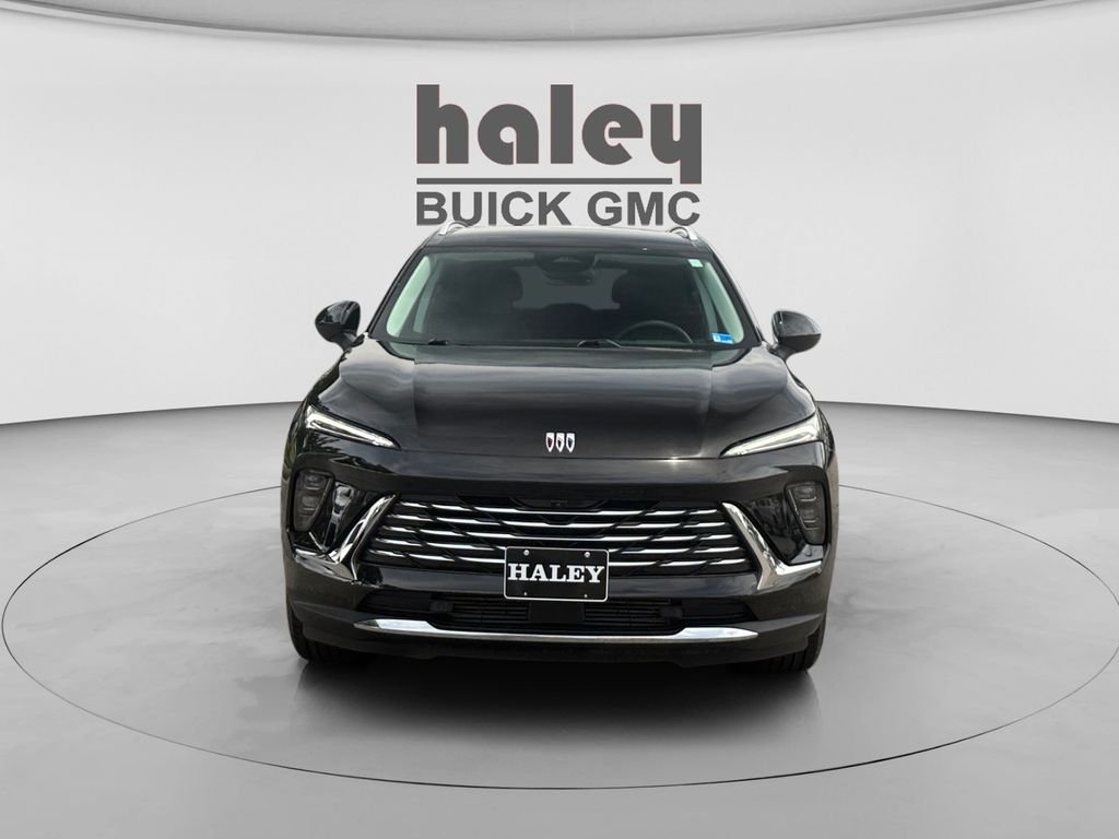 Used 2025 Black Buick Preferred image 8