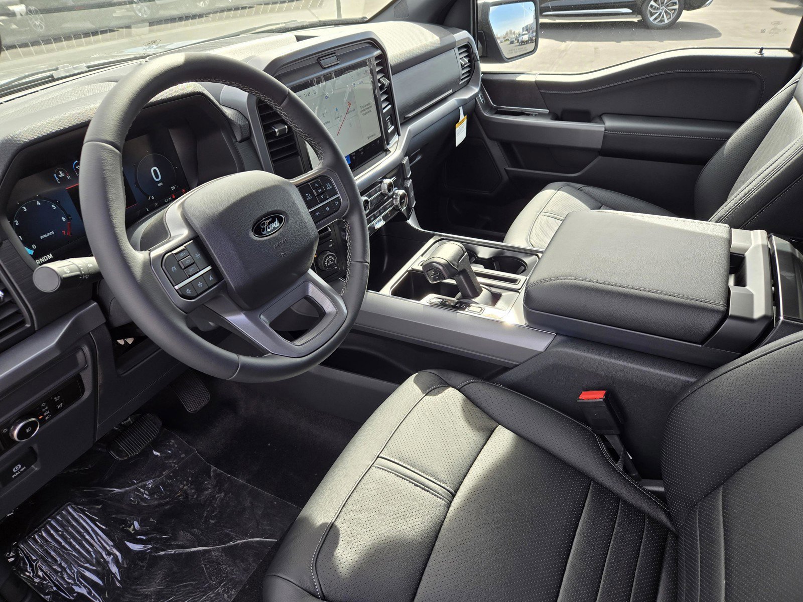New 2026 Carbonized Gray Metallic Ford XLT image 10