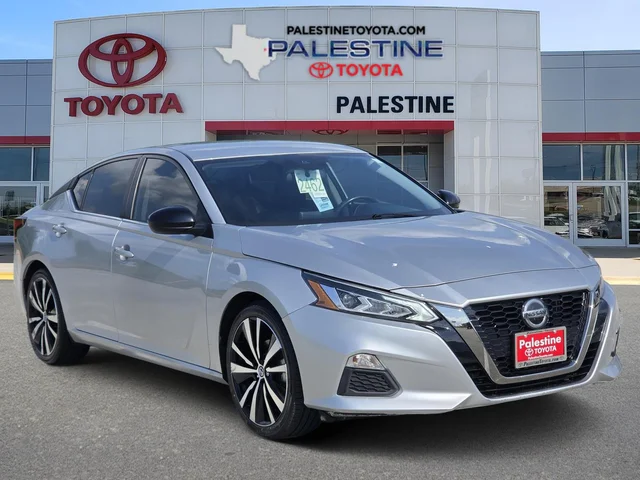 2022 Nissan Altima 2.5 SR Sedan