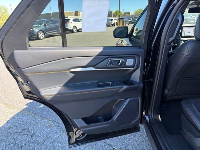 New 2026 Agate Black Metallic Ford Tremor® image 12