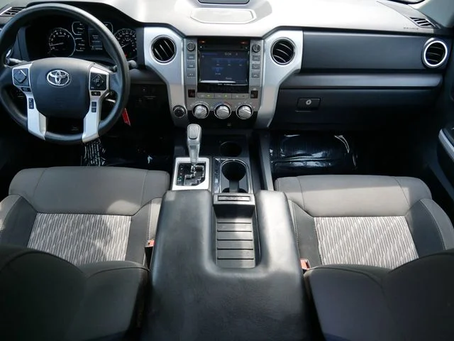 Used 2018 Magnetic Gray Metallic Toyota SR5 image 13