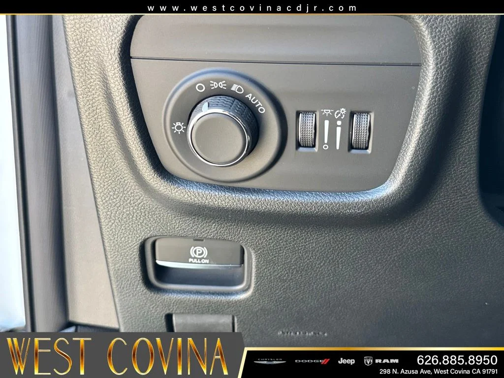 New 2026 Bright White Clearcoat Jeep Altitude image 22